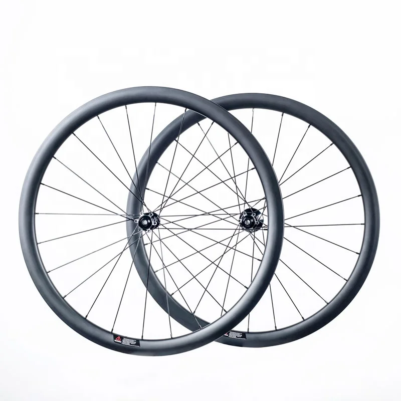 

YTYIN Super Light 700C Toray Carbon Fiber Disc Version Wheelset for Road Bike