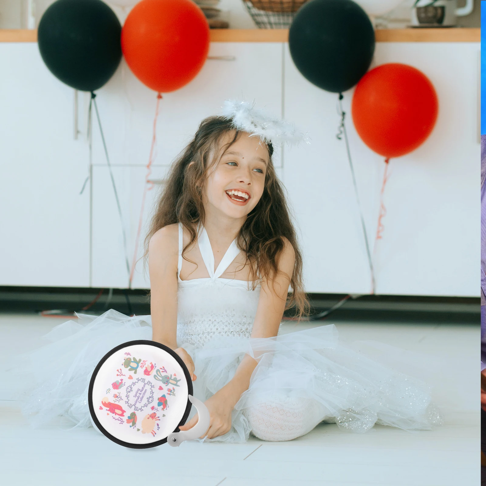 

2pcs Handheld Folding Summer Portable Hand Wedding Decor Party Favors Foldable Round Fan Small Lightweight Fan For Outdoor