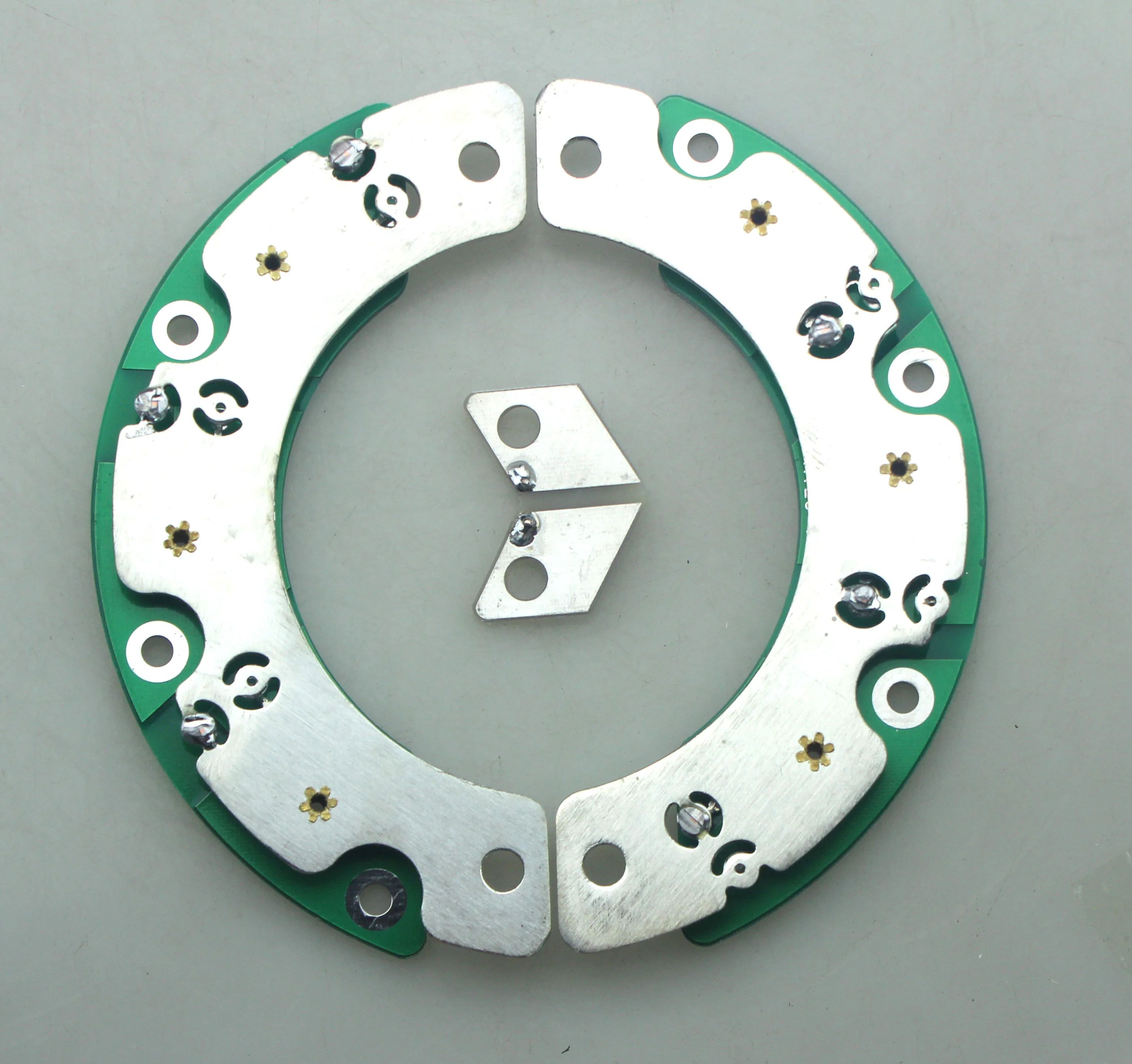 

Alternator Diode Rectifier 922-230 Bridge Rectifier Module SSAYEC432 Green Rotating Rectifier Diode 220V DC LSA432