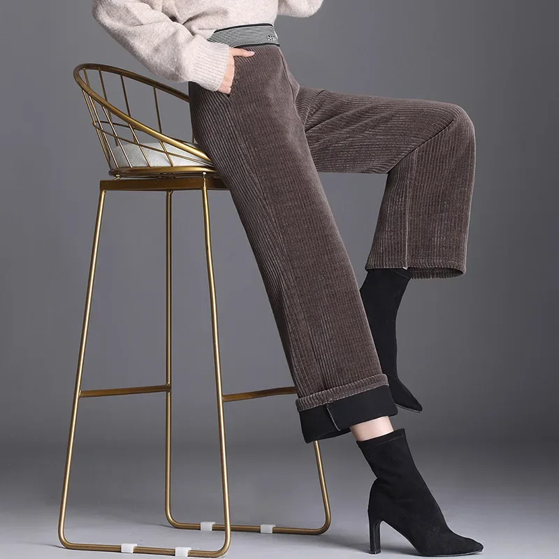 Corduroy wide leg pants for women in winter, with a high waist and drooping feeling, loose straight leg pants