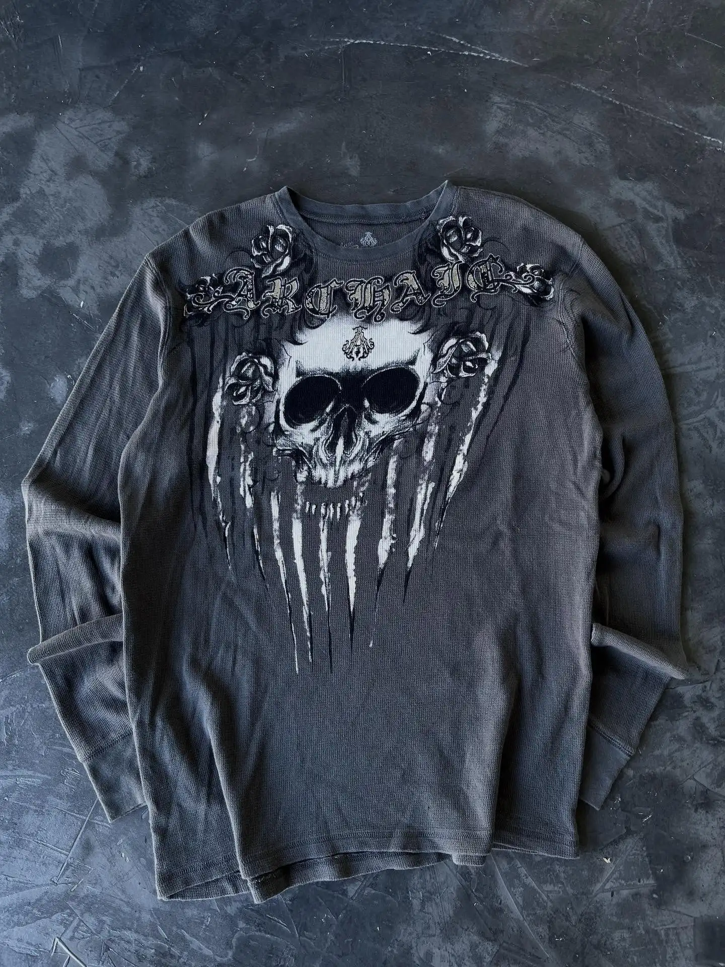 

Y2K Men's Gothic Grey Long Sleeves Cotton Shirt Oversized Skull Graphic Print Washed Soft Round Neck Tee Retro Short sleeve