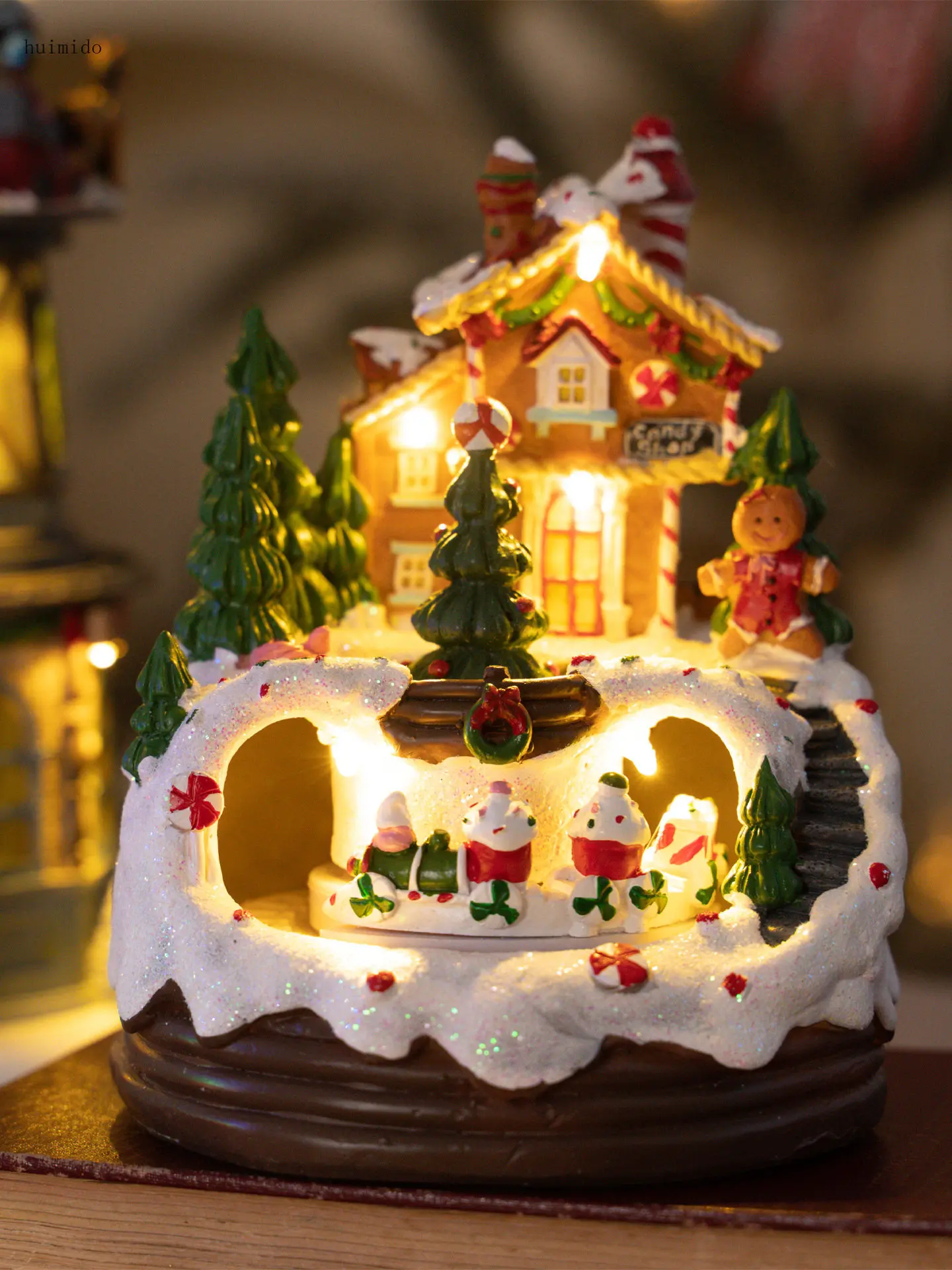 Christmas Gift Luminous New Model for Girlfriend Toy Biscuit House Music Rotating Small Train Igloo Electric