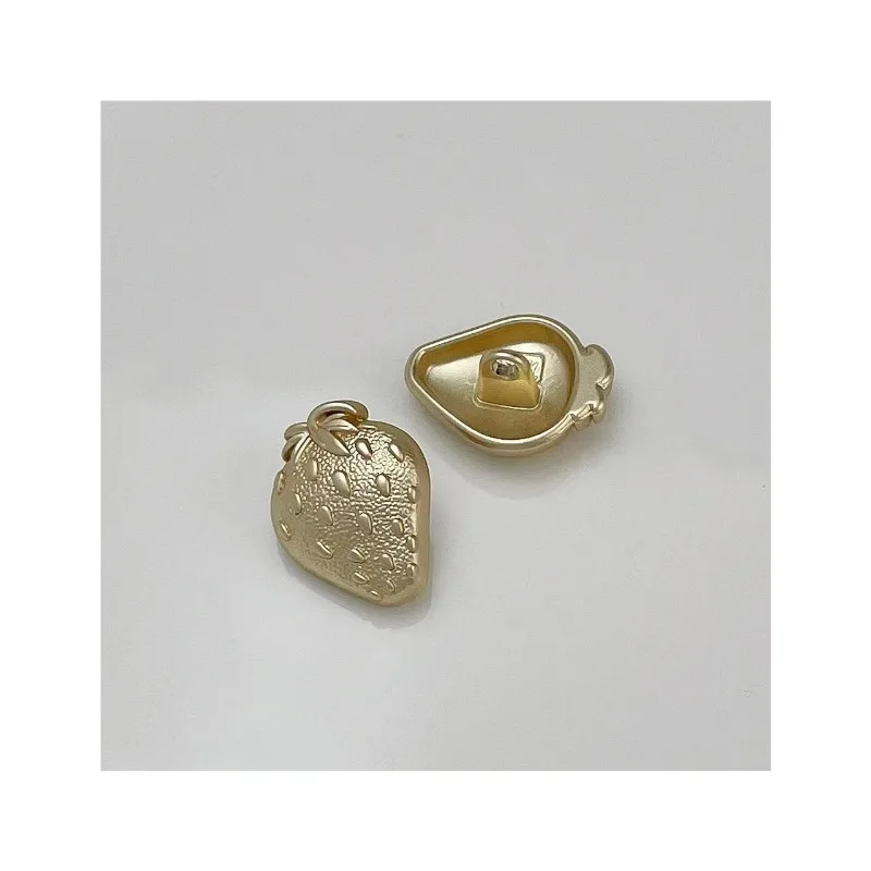 2 stuks leuke en prachtige aardbei legering knop voor doe-het-zelf kleding jurken donsjassen cheongsam broek jeans hoed tassen