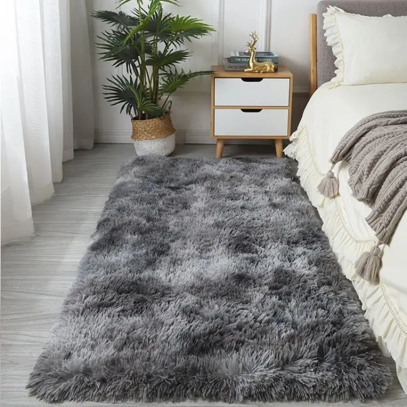 VIKAMA Plain Cream Shaggy Long Fur Plush Bed Runner Rug Velvety Warm Bedchamber Interior Accent Keepsake Soft Durable Cozy Gift