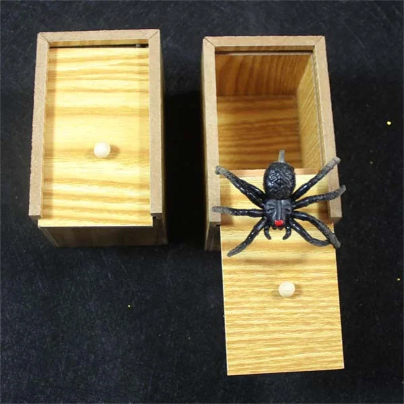 

2024 Spider Wooden Gadgets Harmless Wooden Prank Spider Scare Box Trick Play Joke Gag Toy Halloween Holiday Scary Horror Toys