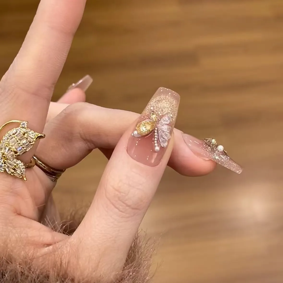 

Вирусные наклейки для ногтей «Аврора-бабочка», 1 шт., самоклеящиеся стикеры «Эфирная фея» с эффектом сияния для DIY маникюра