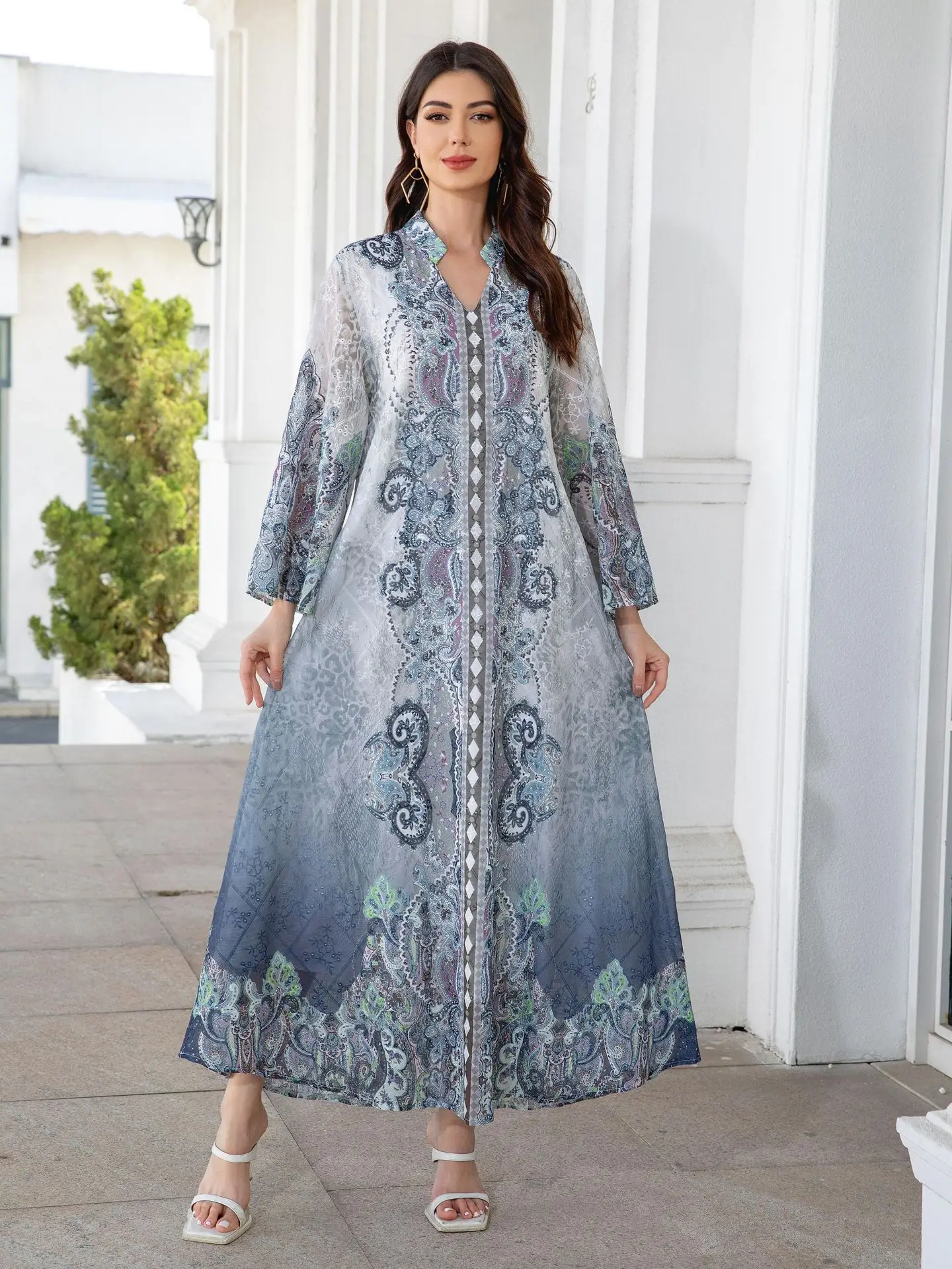 중동 크로스보더 무슬림 여성 로브 자수 천 프린팅 핫 다이아몬드 여성 드레스 아바야