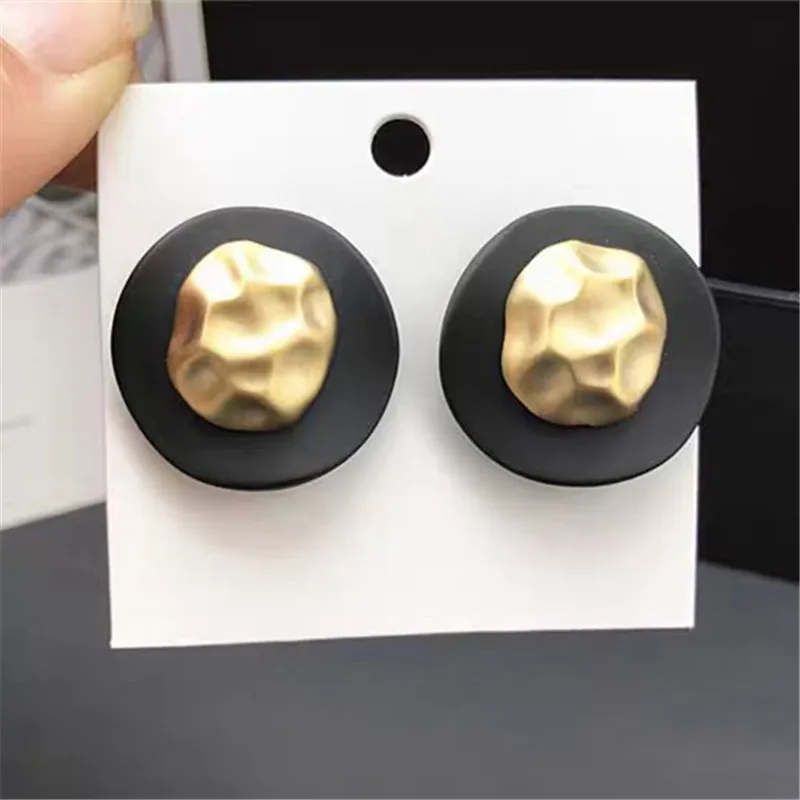 Metal Irregular Circle Earrings For Women Trendy Jewelry Exaggerated Personality Daily Party Accessory Similar to Popular Design