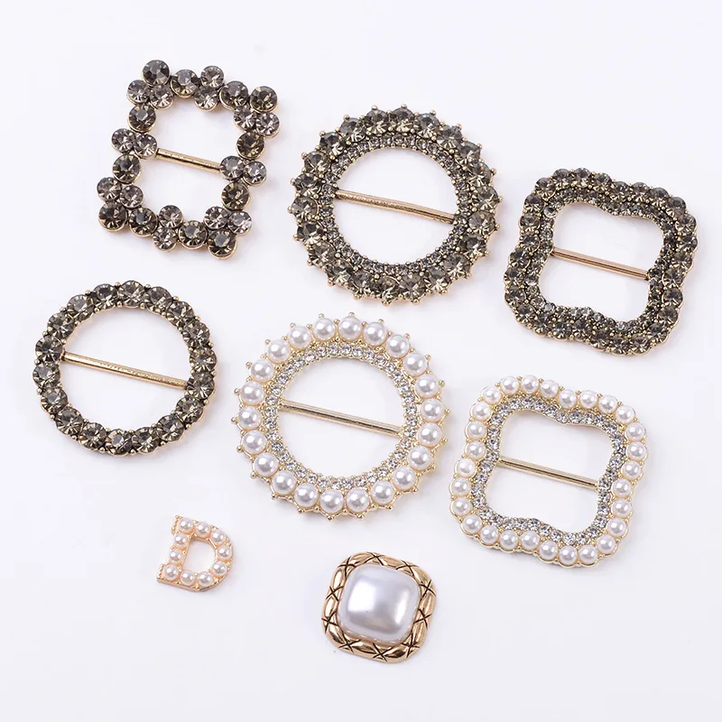 

Korean version corner knotted buckle ins cold wind simple square round silk scarf buckle alloy handmade material spot