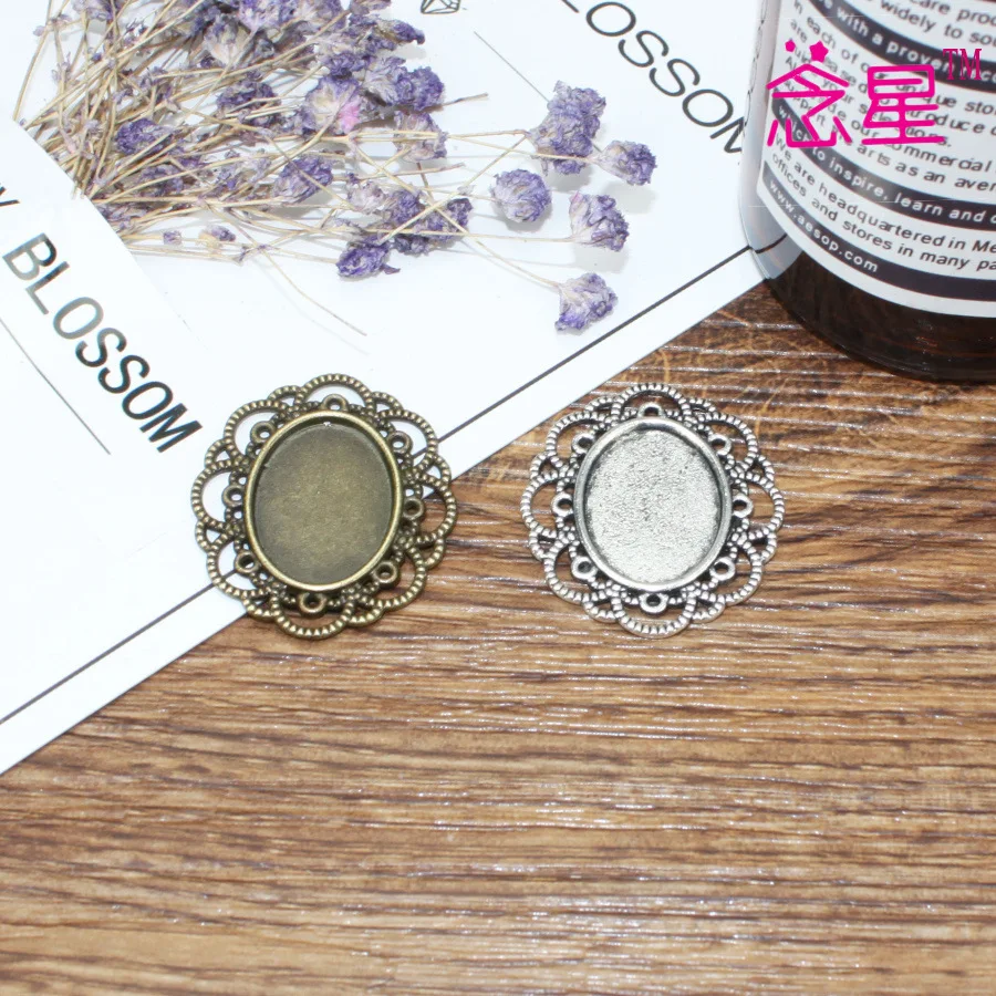 10pcs 18x25mm Inner Size 4 Colors Plating Classic Hollow Flower Cameo Cabochon Base Setting Charms Pendant Necklace Findings