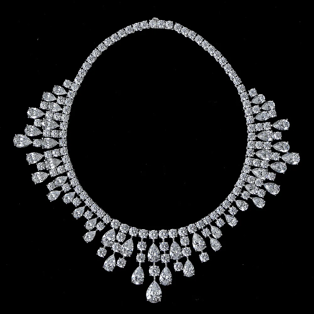 

Luxury Lab Moissanite Diamond Pendant 100% Real 925 Sterling Silver Wedding Chocker Necklace for Women Engagement Jewelry