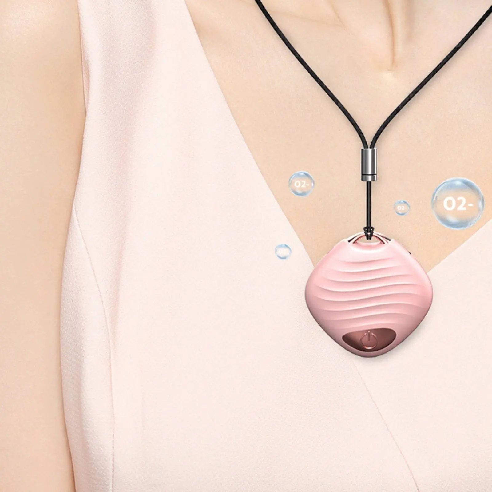 

Locket Air Purifier Negative Negative Charged Particle Wearable Air Purifier Filterless Quiet Performance for Commuting