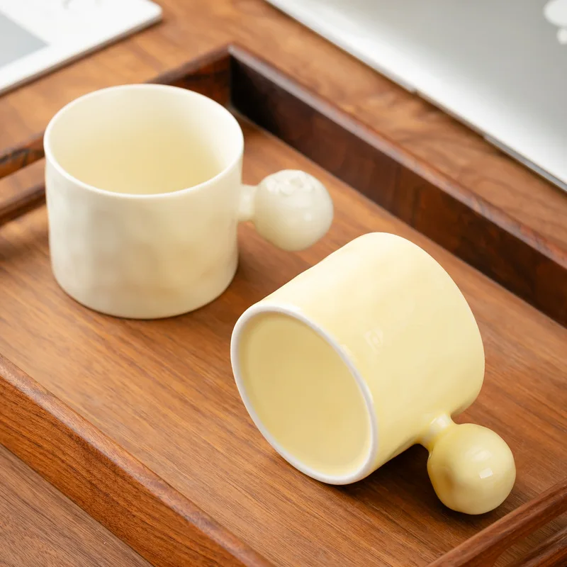 Minimally Designed Ceramic Coffee Mug Couple with High Looks Hanging Ears Chubby and Large Capacity Breakfast Cup