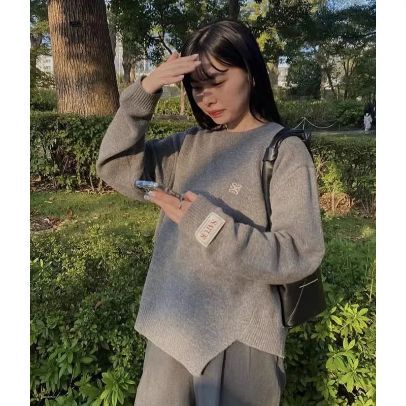 

Faionable MICOAT Knitted Woolen Sweater Loose Fit Asymmetrical Hem Design round Ne Long Sve Casual Sle for Autumn Wi...