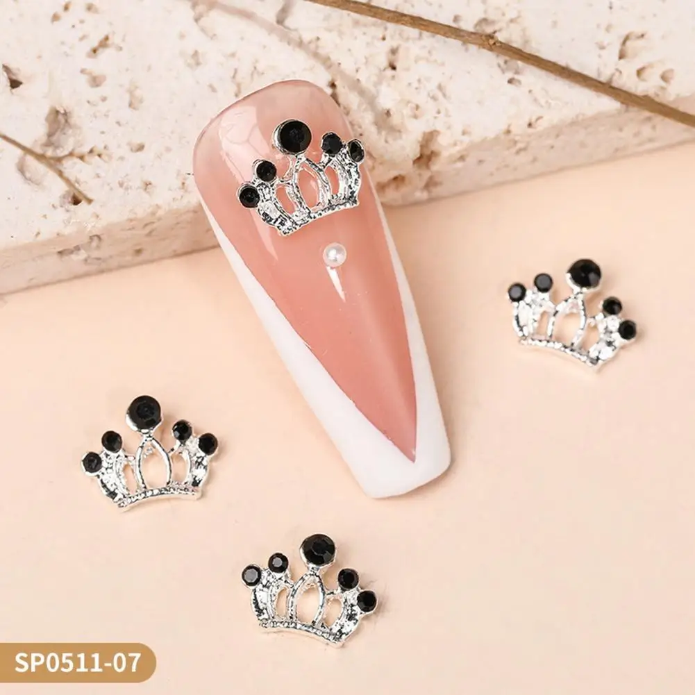 Diy zdobienie paznokci z rodziną Rhinestone ozdoby do paznokci złota korona biżuteria do Manicure rzemiosła 10 szt. Akcesoria do paznokci Rhinestone