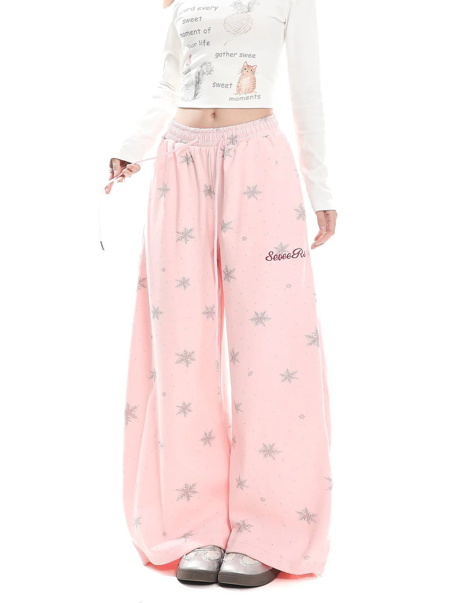 

Женские широкие брюки с принтом «Снежинки» для создания непринужденного образа, свободные, струящиеся, легко сочетаемые, повседневные, весна-осень, новинка