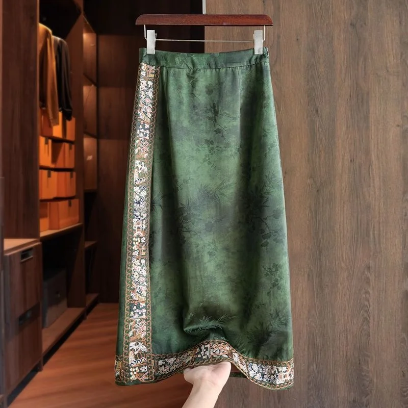 New 2026 Green Chinese Style High Waist Straight Cut Midi Skirt Women's Embroidered Slimming Skirt Commute Vintage