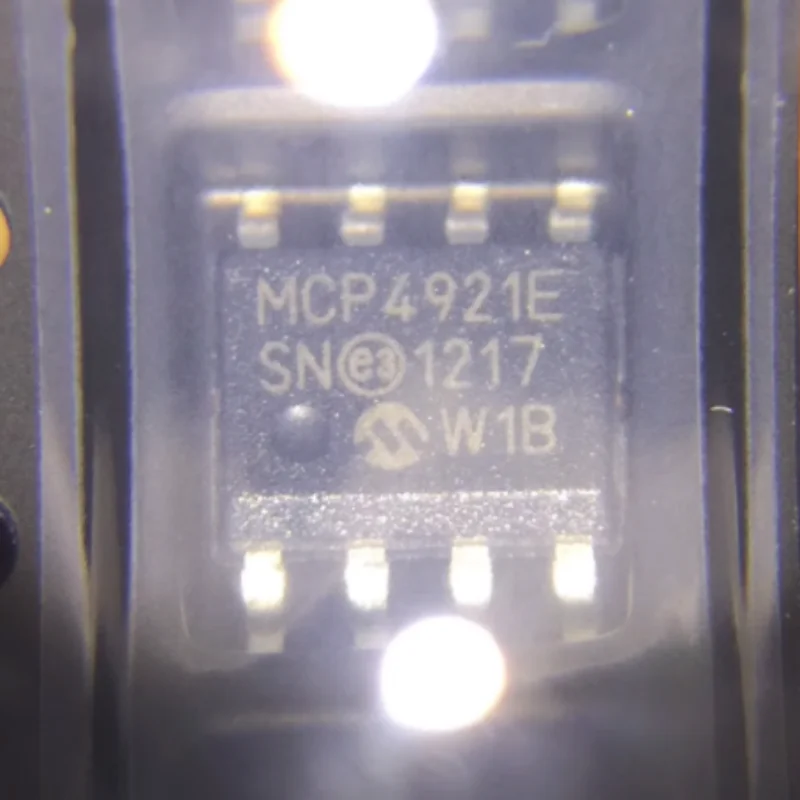 MCP4921-E/SN MCP492…