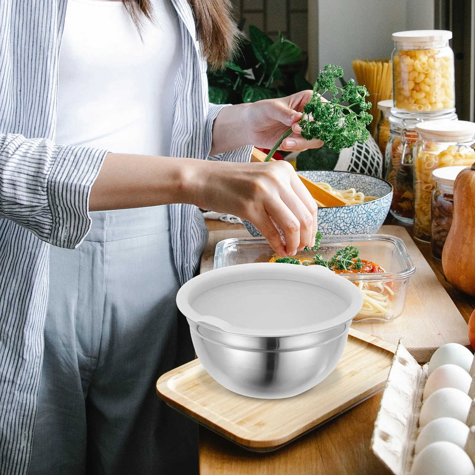 Kitchen Baking Bowls - ชามผสมสแตนเลสขนาดใหญ่สำหรับสลัด ซุป แป้ง ชามครัวพร้อมฝาพลาสติก ชามผสมสำหรับทำขนม ชามโลหะสำหรับใช้ในครัวเรือน