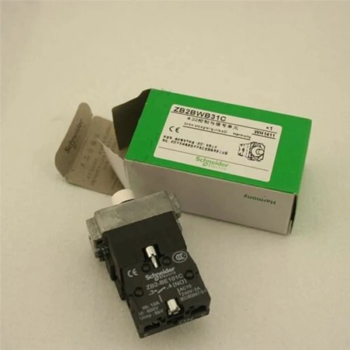 

ZB2BWB31C ZB2BWB31 AC/DC 24 v with lamp button base, green, Ø 22, including LED lights, 1NO