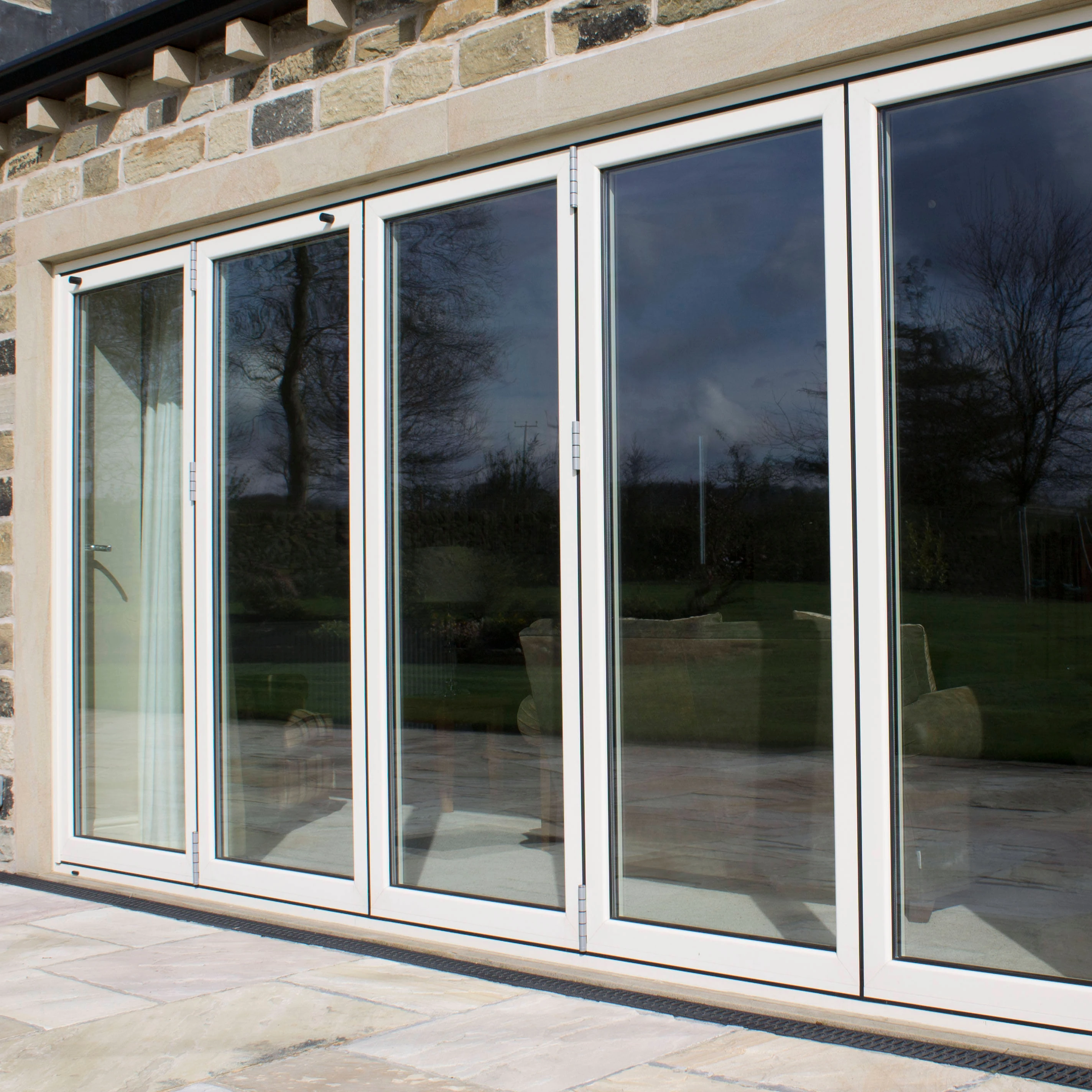 Soundproof Exterior Patio Door Bi Fold Aluminium Glass Folding Door Waterproof Accordion Door