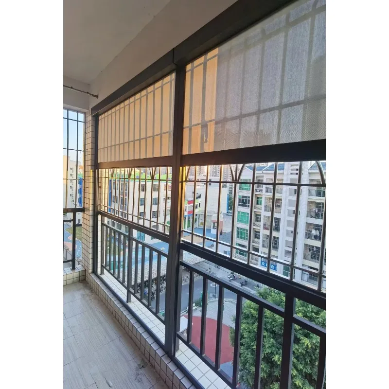 Outdoor electric zipper roller shutter waterproof windproof sunshade skylight electric horizontal durable metal fabric