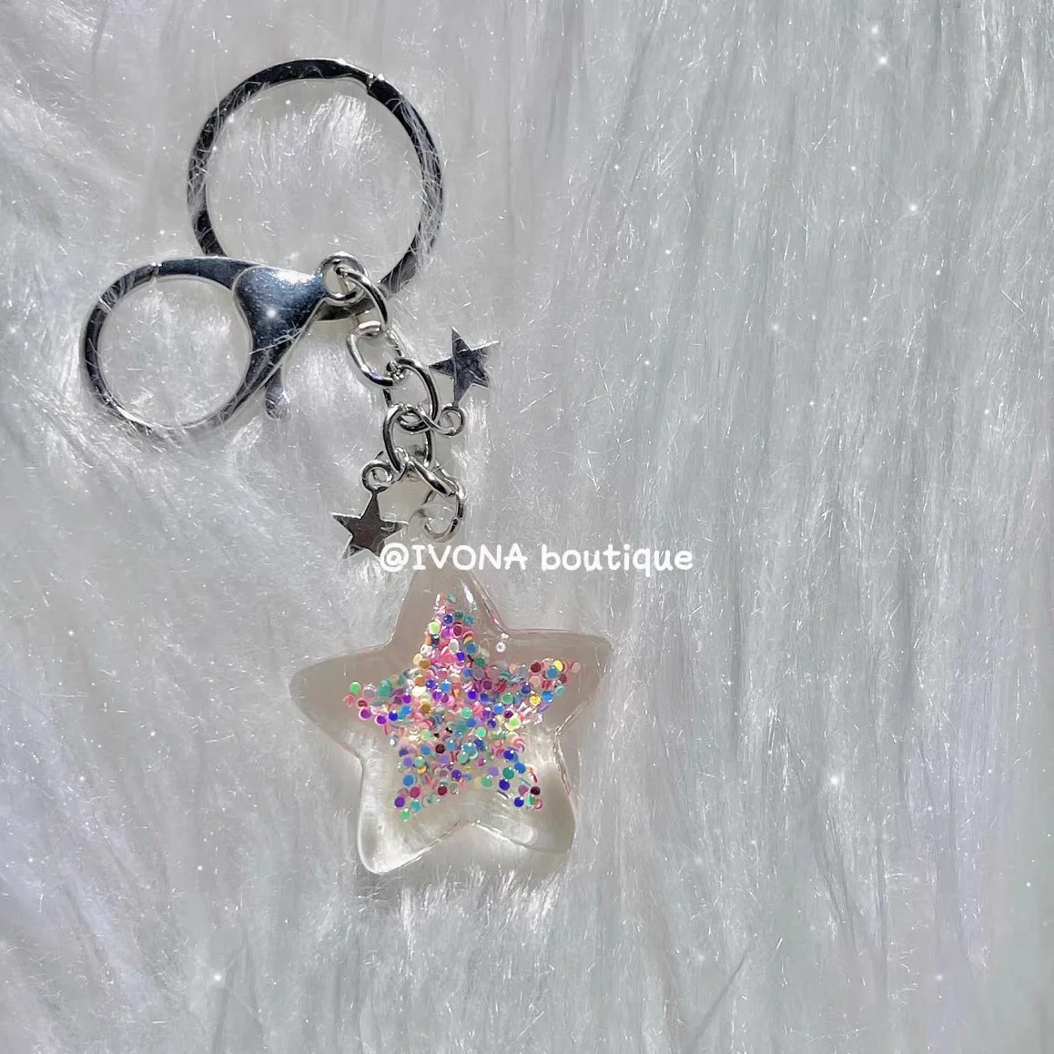 Handmade Transparent Resin Drop Glue Star Shaped Sequin Keychain for Women's Backpack Decoration Keychain, Not Easy To Lose Keys
