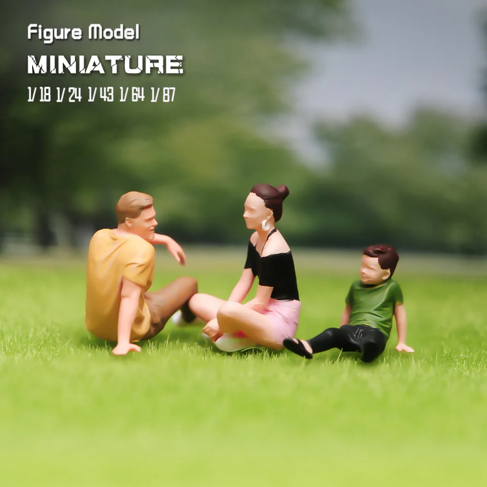 Figuras en miniatura 1/87 1/64 1/43 1/24 1/18 una familia de tres personas en una salida modelo pintado escena creativa muñecas Juguetes