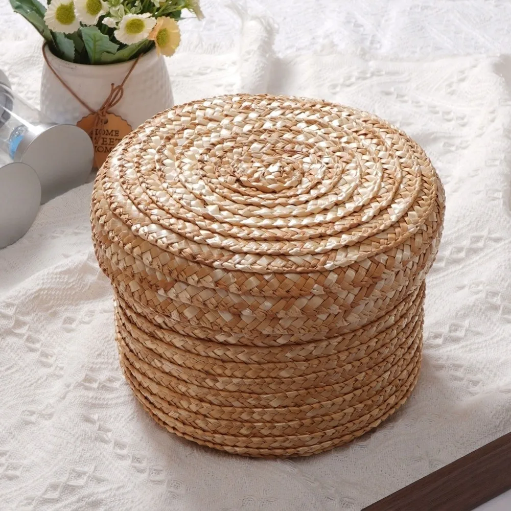 Handmade Woven Woven Storage Basket Natural Straw With Lid Straw Storage Box Round Shape Brown Finish Desktop Storage Basket