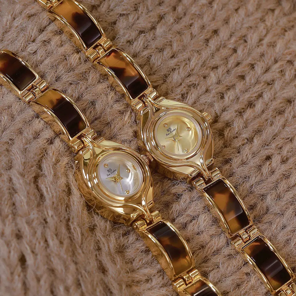 Women Watch French high-end Temperament Hawksbill Amber Retro Bracelet Chain Watches Waterproof Ladies Fashion Quartz Wristwatch