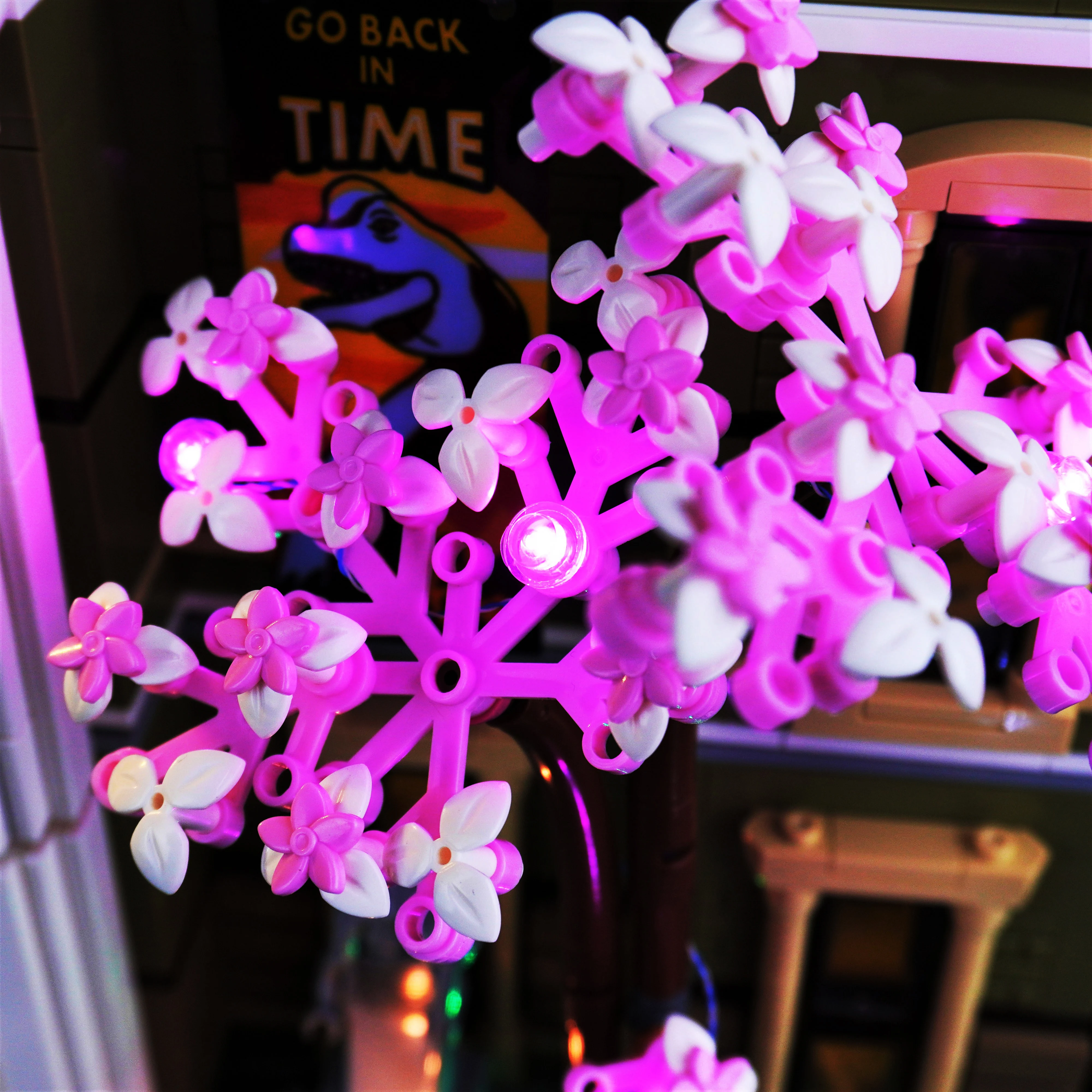 Kit di illuminazione a LED compatibile con il set di luci decorative Street View per edifici modulari del Museo della Storia Naturale 10326 (solo luci)