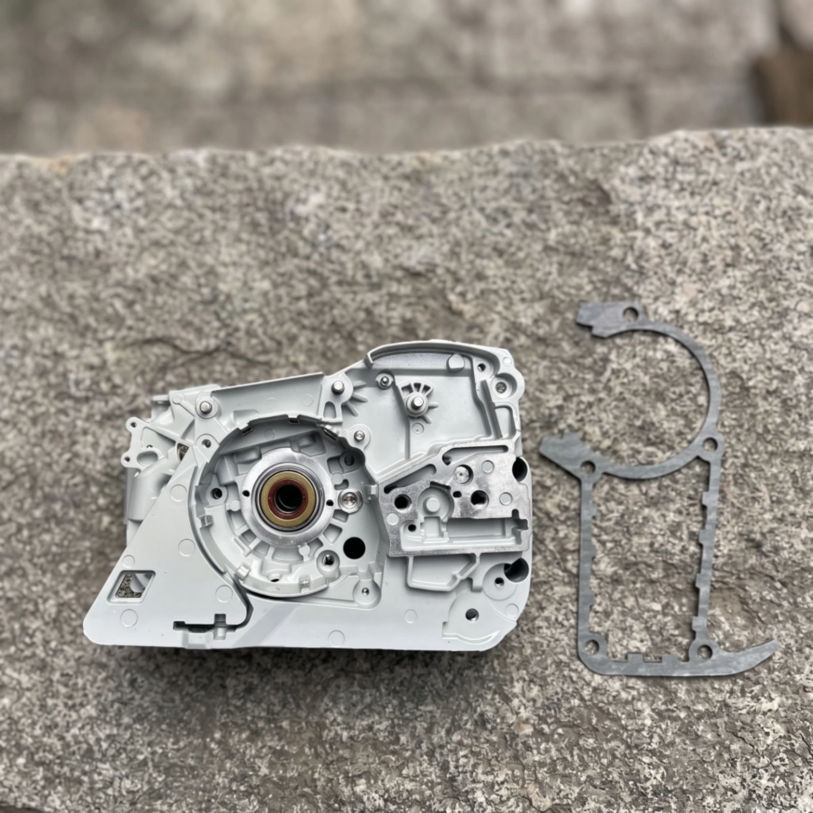 Crankcase Assembly Direct Replacement Crankcase with Gasket Part Exact Fit OEM-Compatible for Mechanics, Chainsaw Repair