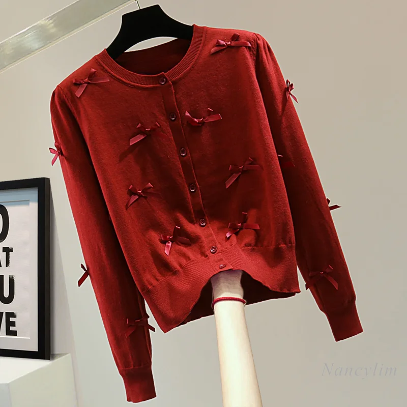 Capispalla a maniche lunghe con cuciture a fiocco Cardigan rosso da donna 2024 autunno inverno girocollo monopetto maglione lavorato a maglia cappotto