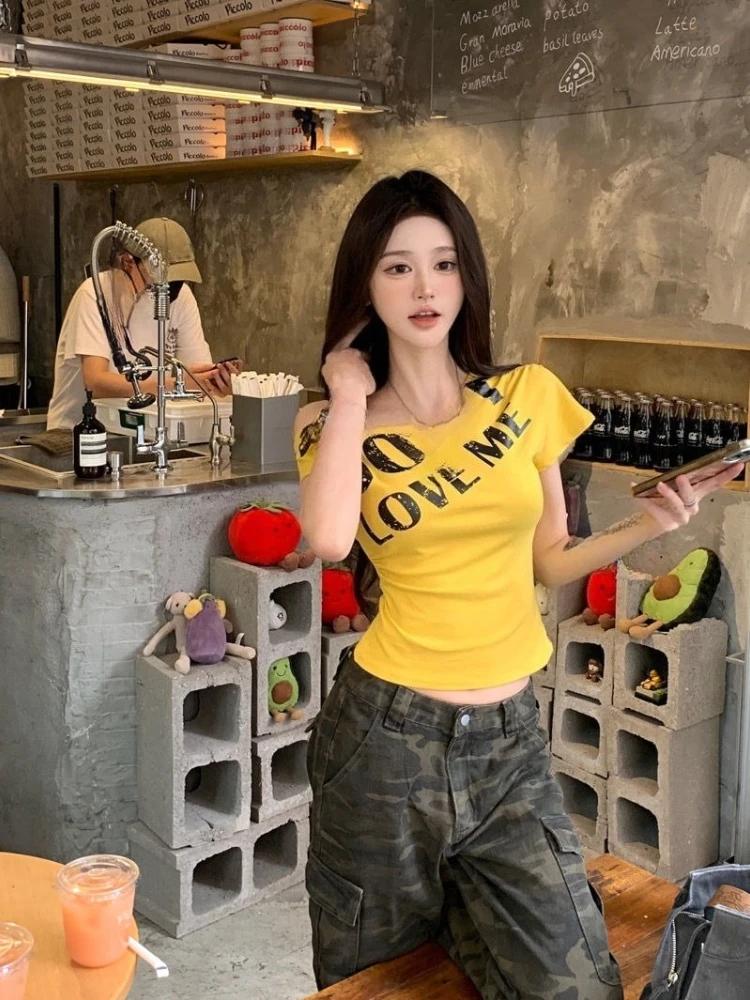 Summer Vintage Print Short Sleeve Tees 2000s Bodycon Sexy Women T Shirts Casual Subculture Y2k Korean Fashion Tops 2025 Chic