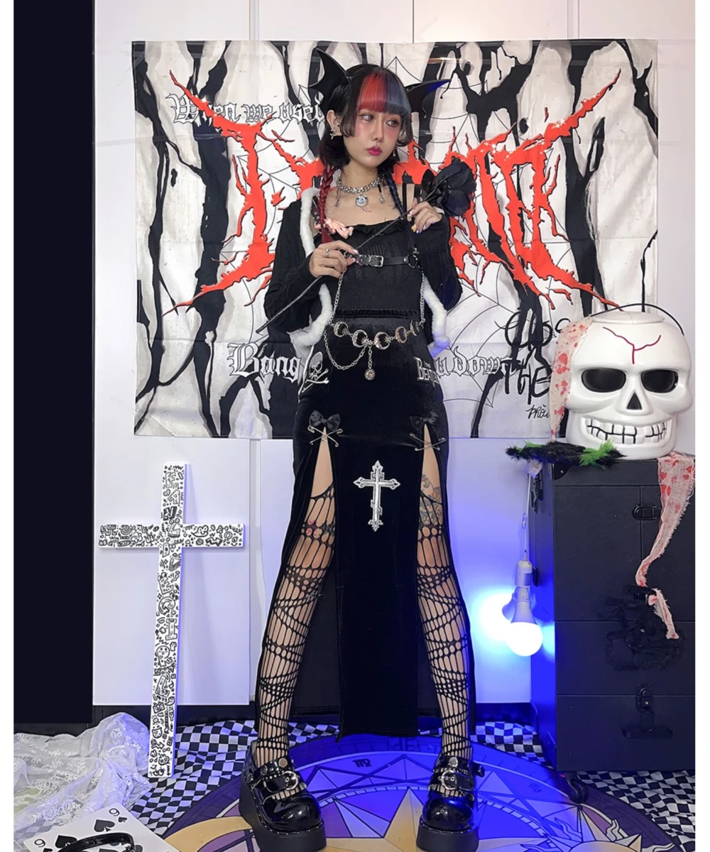 Original Design American Cross Skull Belt Chain Y2k Black Skirt Women Punk Dark Hot Girl Streetwear Fashion Split Sexy Skirts