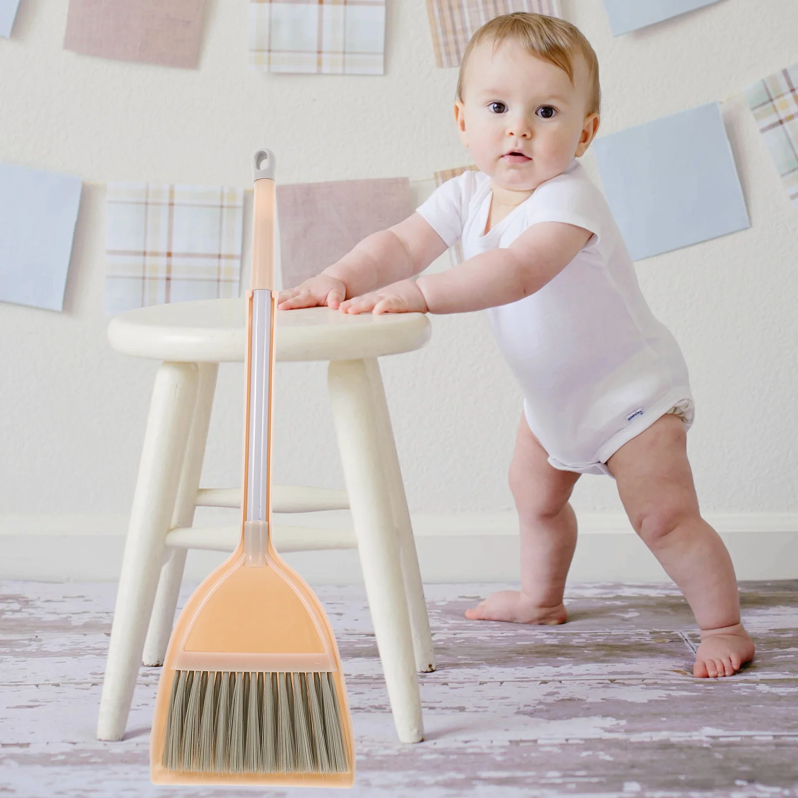 

1Set Kids Broom Dustpan Set Adorable Design for Role Playing Enhances Social Skills Interactive Play in Playroom