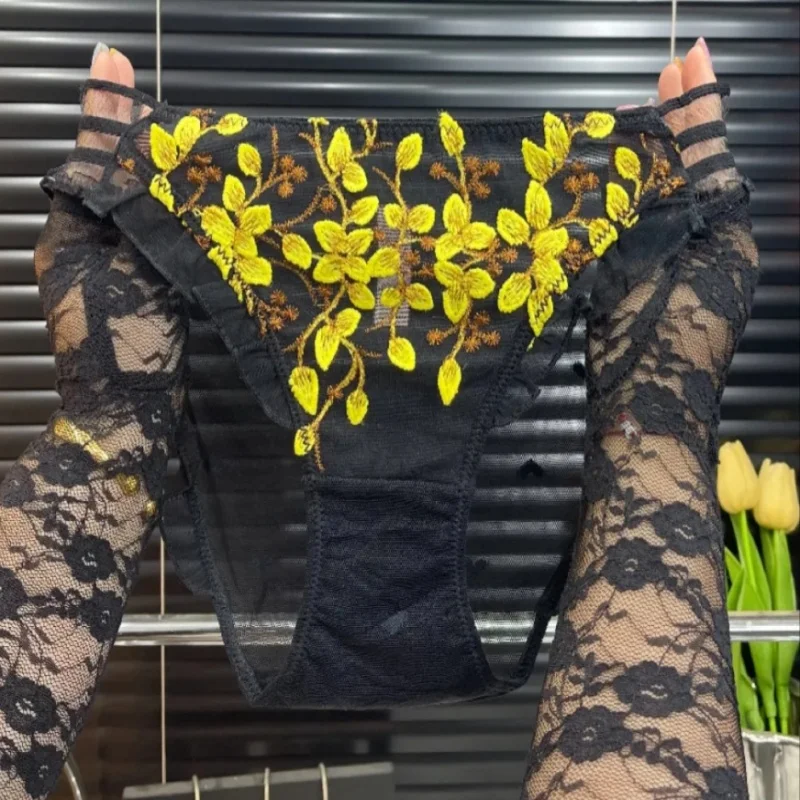 กางเกงชั้นในลูกไม้ซีทรูลายปักสไตล์โลลิต้า เอวกลาง แต่งระบาย โปร่ง ซีทรู เซ็กซี่ ระบายอากาศได้ดี ทรงสามเหลี่ยม สำหรับผู้หญิง