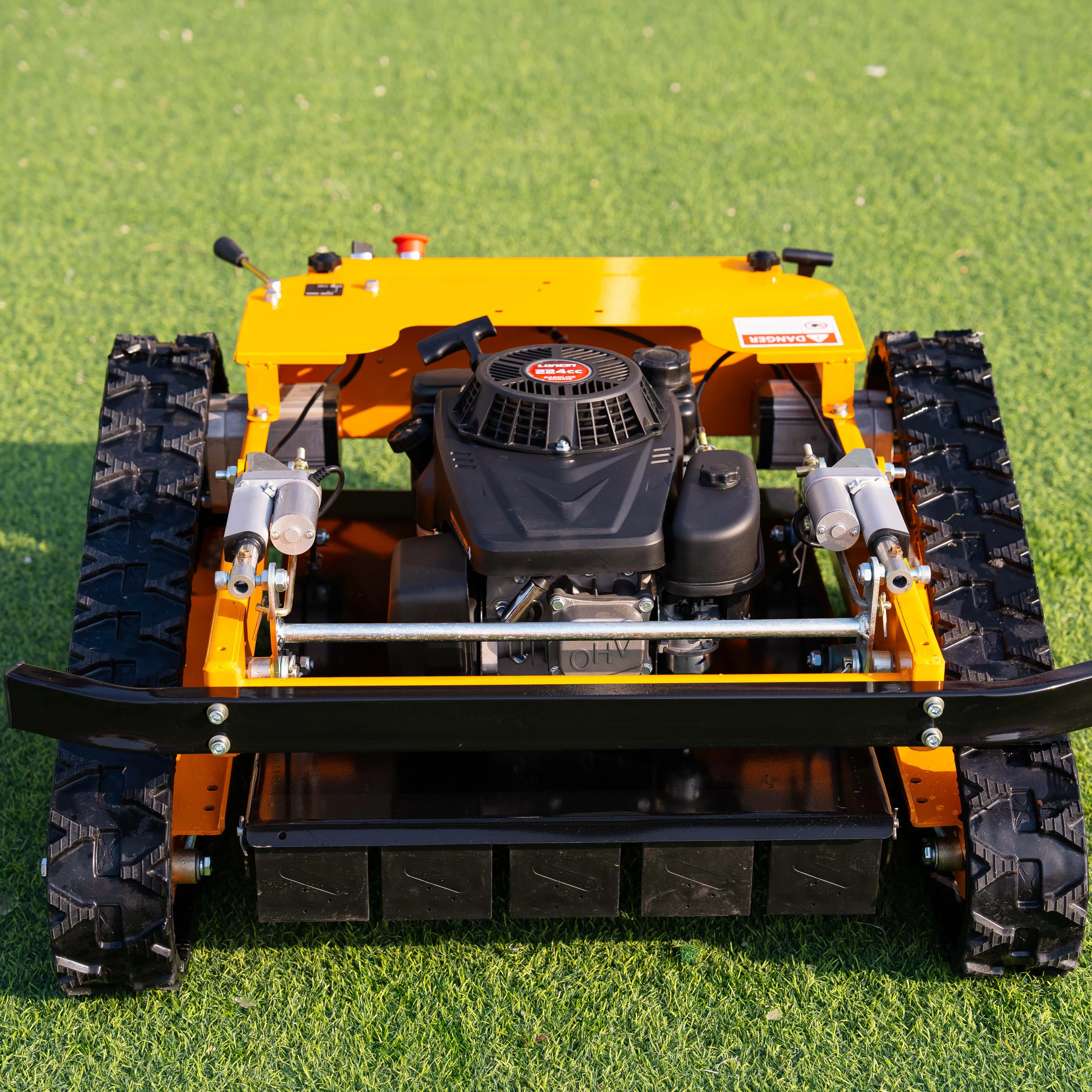 

Small machine lawn mower cutting width, home garden farm remote-controlled tracked lawn mower