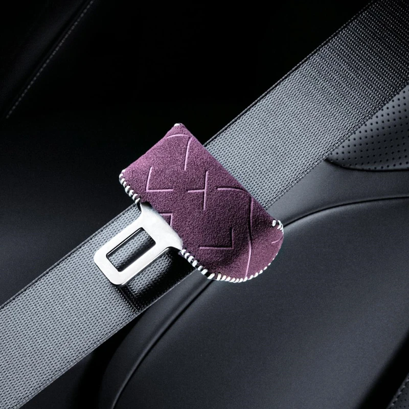 

Suitable for AVATR07 Two Pieces in The Front Row Suede Seat Belt Protective Cover Comprehensive Package