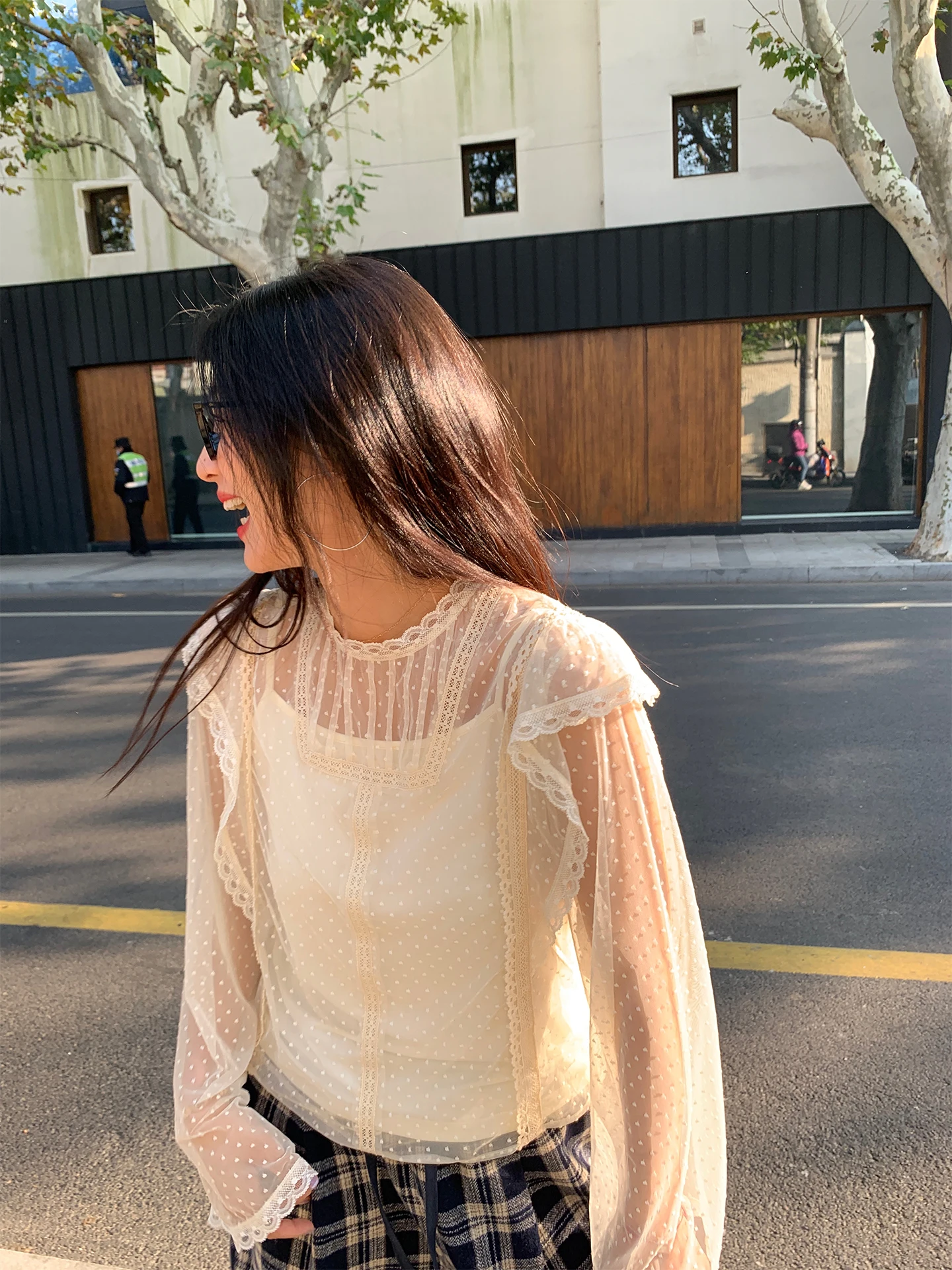 

French Style Loose Lace Base Shirt Two-Piece Set Inner Wear Outer Wear Mesh Top Breathable Polyester Fabric Long Sleeve