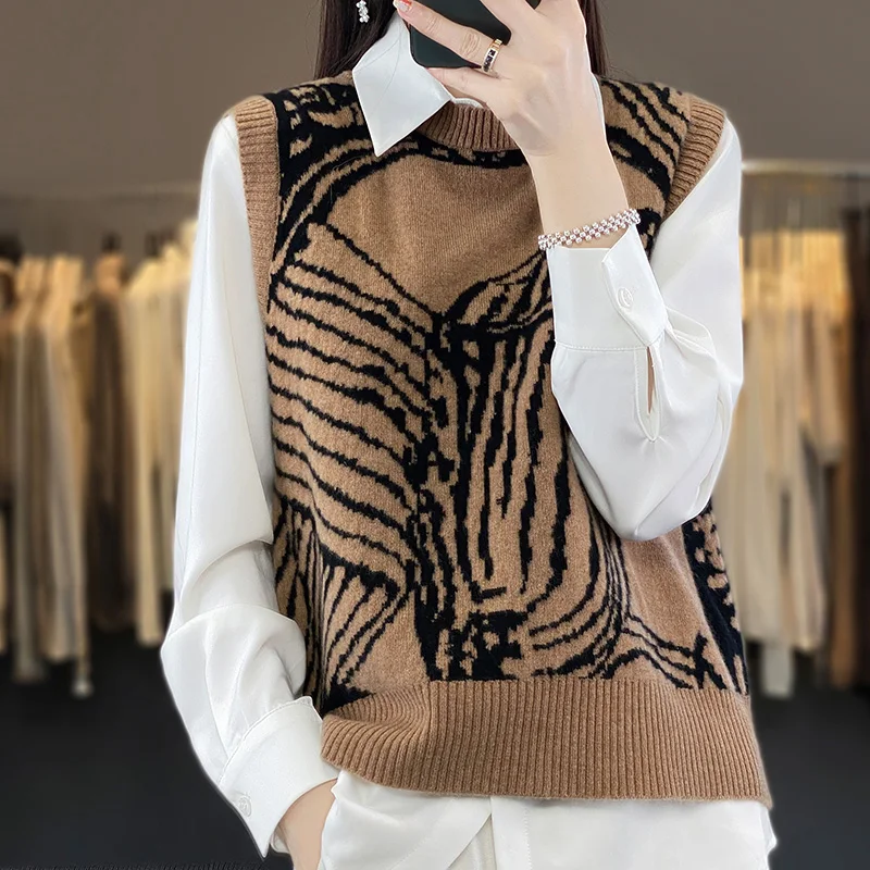 

Spring And Autumn New Art Pattern Design Women's Sleeveless Retro Jacquard Knitted Vest Round Neck Trendy Tank Top Soft Jacket