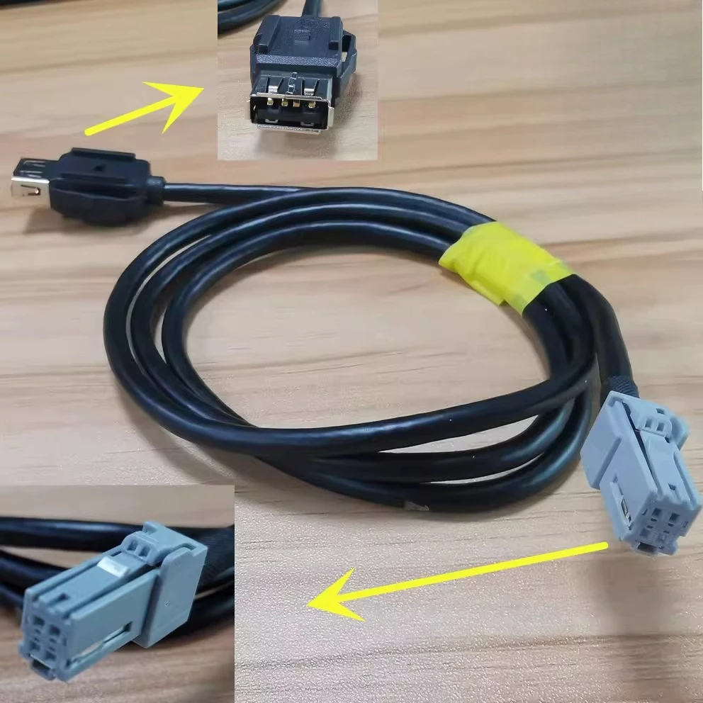 

Для Toyota Camry Новый хост, оснащенный USB-кабелем