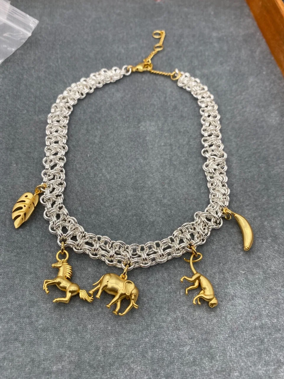 2026 New European and American Fashion Trend Leisure Animal Series Necklace for Women Jewelry Fashion Show Model Statement