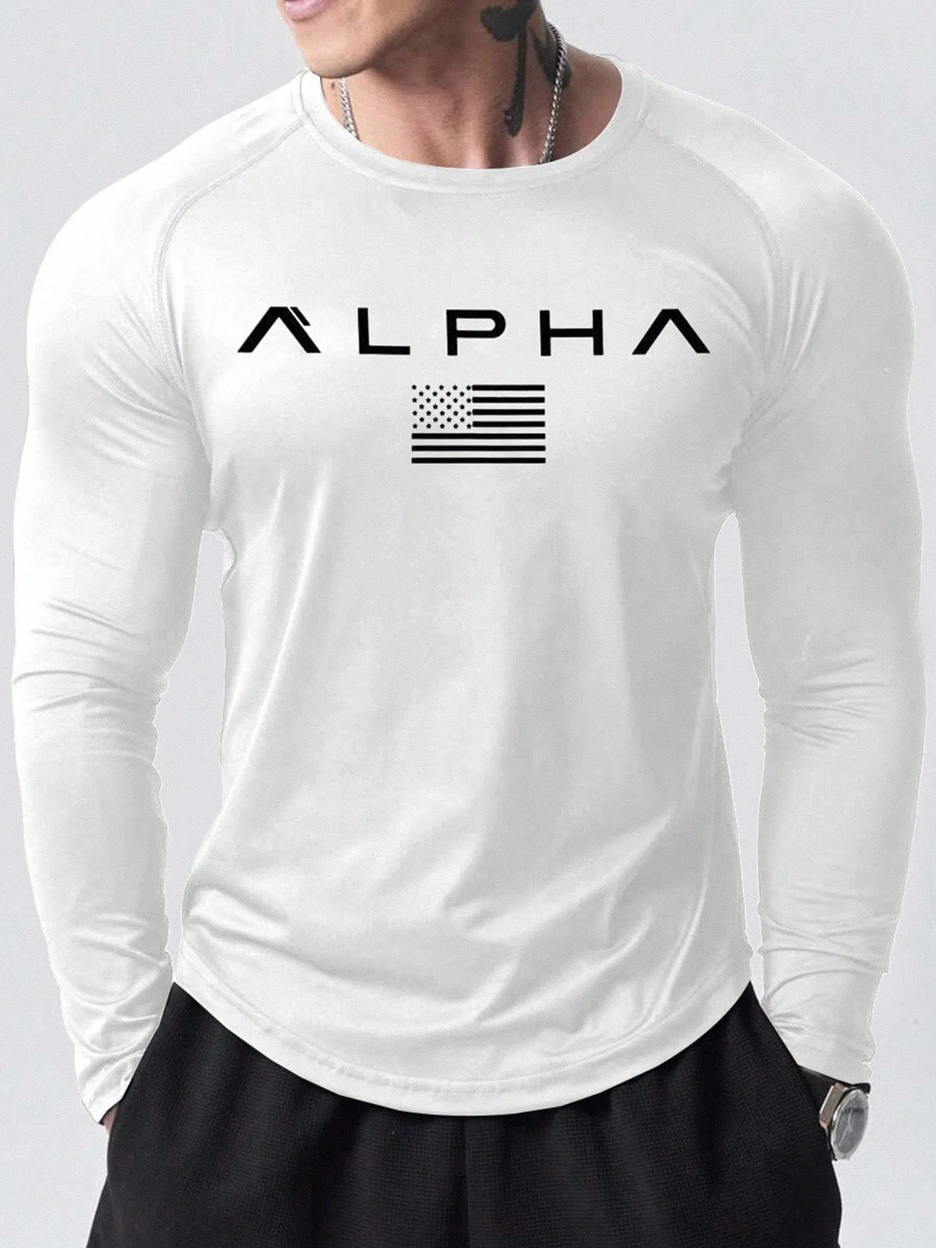 Das neue Herren-Langarm-T-Shirt für Frühling und Herbst 2025. ist lässig, modisch und bequem mit 3D-Buchstabendruck