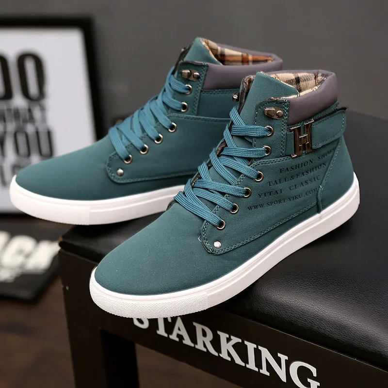 Scarpe da uomo moda stivali maschili Sneaker Casual da uomo scarpe da tavola alte scarpe da uomo stringate retrò Zapatos Hombre 2024 nuovo coreano