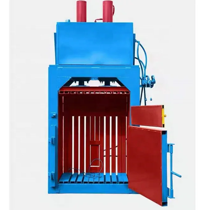 

Single and double hopper hay balers with super performance