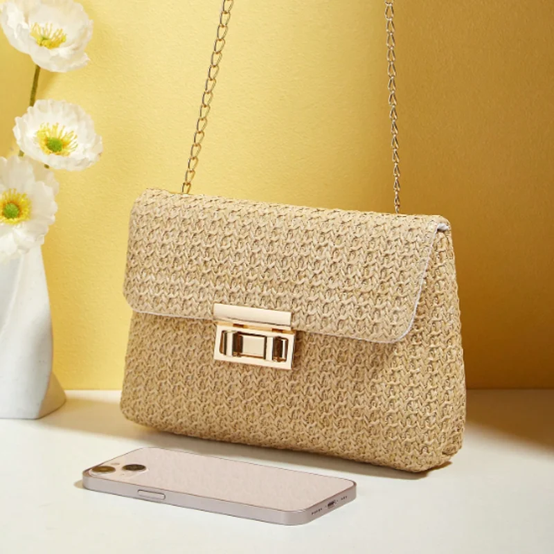 

Sweet and fashionable straw woven buckle shoulder bag for women