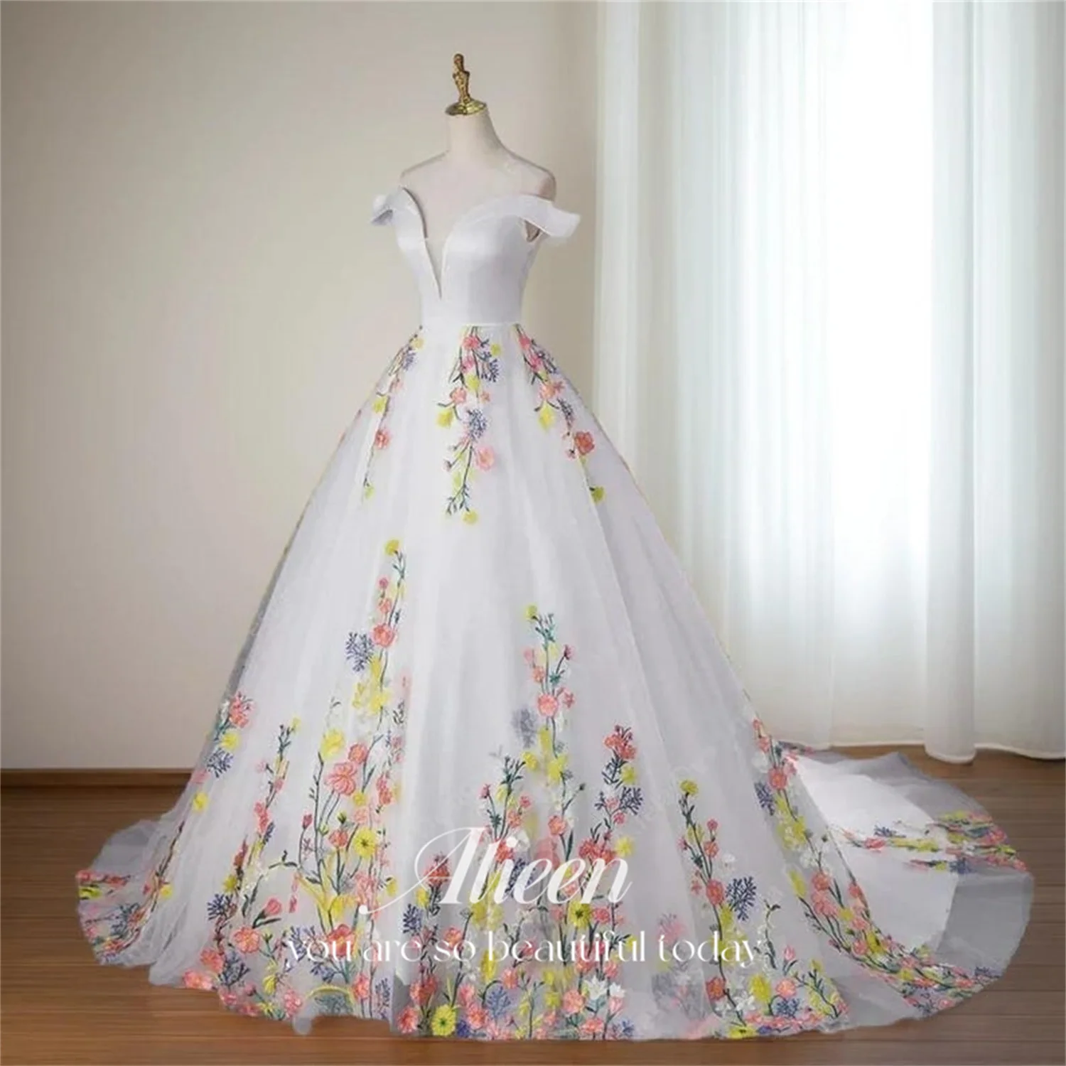 

Aileen Customized Luxurious Women's Evening Dresses 2025 Luxury Vestidos De Festa Beautiful Prom Dresses Store فساتين سهرة Dress