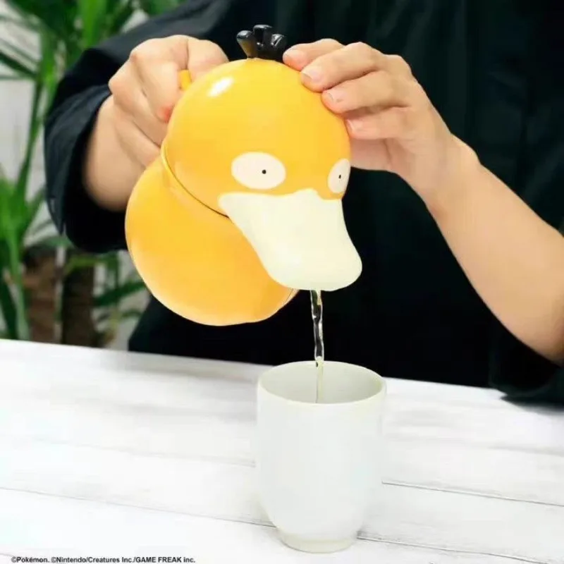 mug-en-ceramique-pokemon-psyduck-house-figurine-d'action-anime-marchandise-anime-decoration-de-bureau-grande-capacite-tasse-a-lait-jus-eau