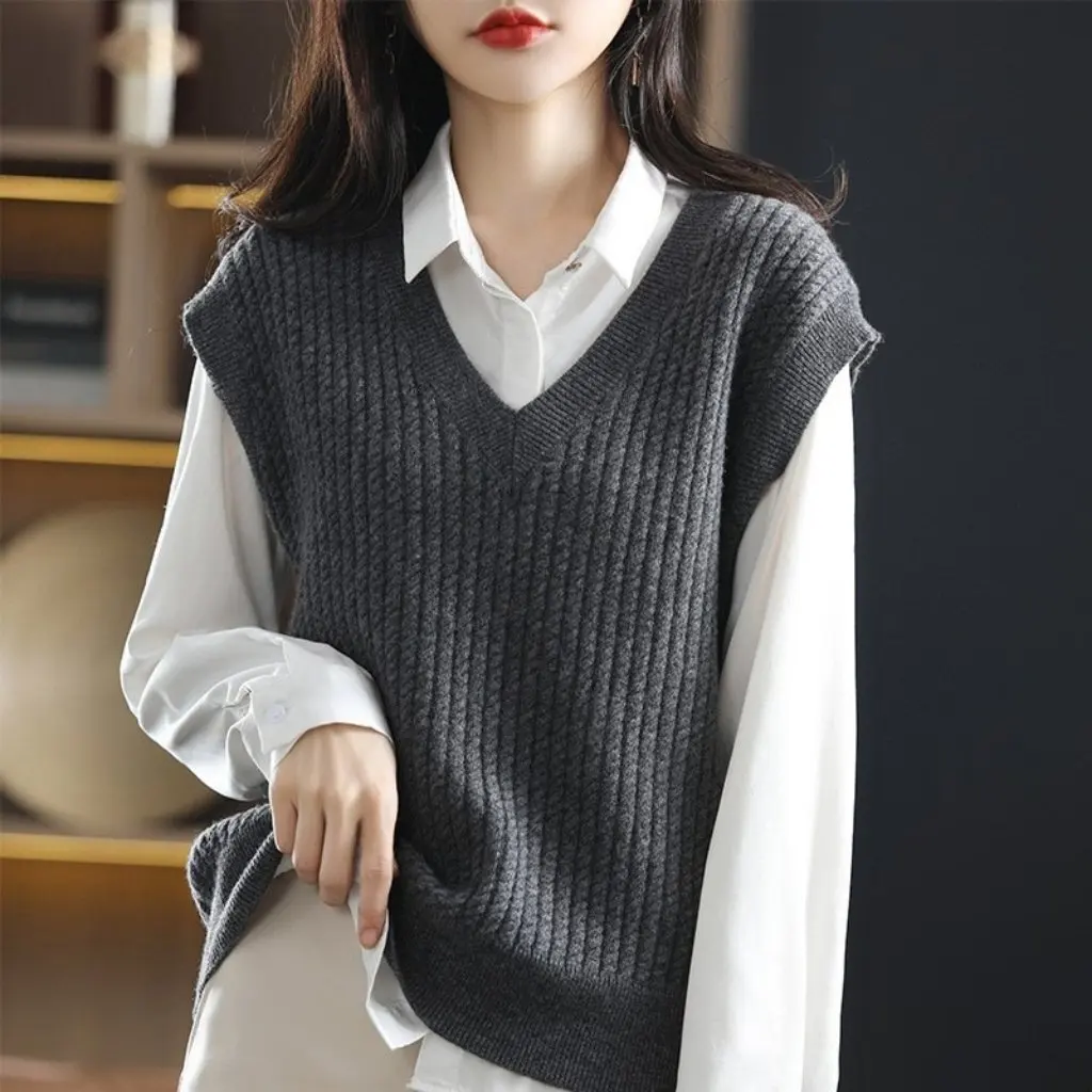 

Women's V-neck Twist Sweater Vest Sleeveless Waistcoat Solid Color Knitted Vest for Autumn Winter Japanese Style